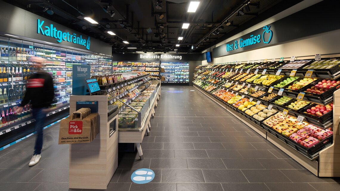 Erster autonomer REWE Pick&Go-Markt in München eröffnet | REWE Presse