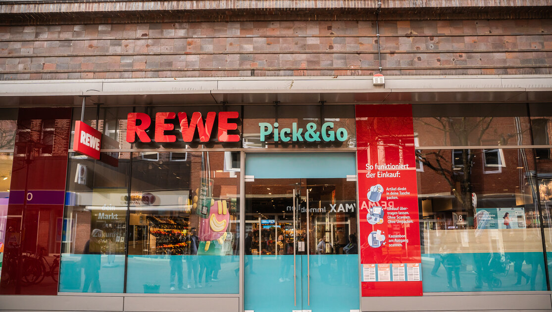 REWE eröffnet Testmarkt mit Pick&Go-Technologie in Hannover | REWE Presse