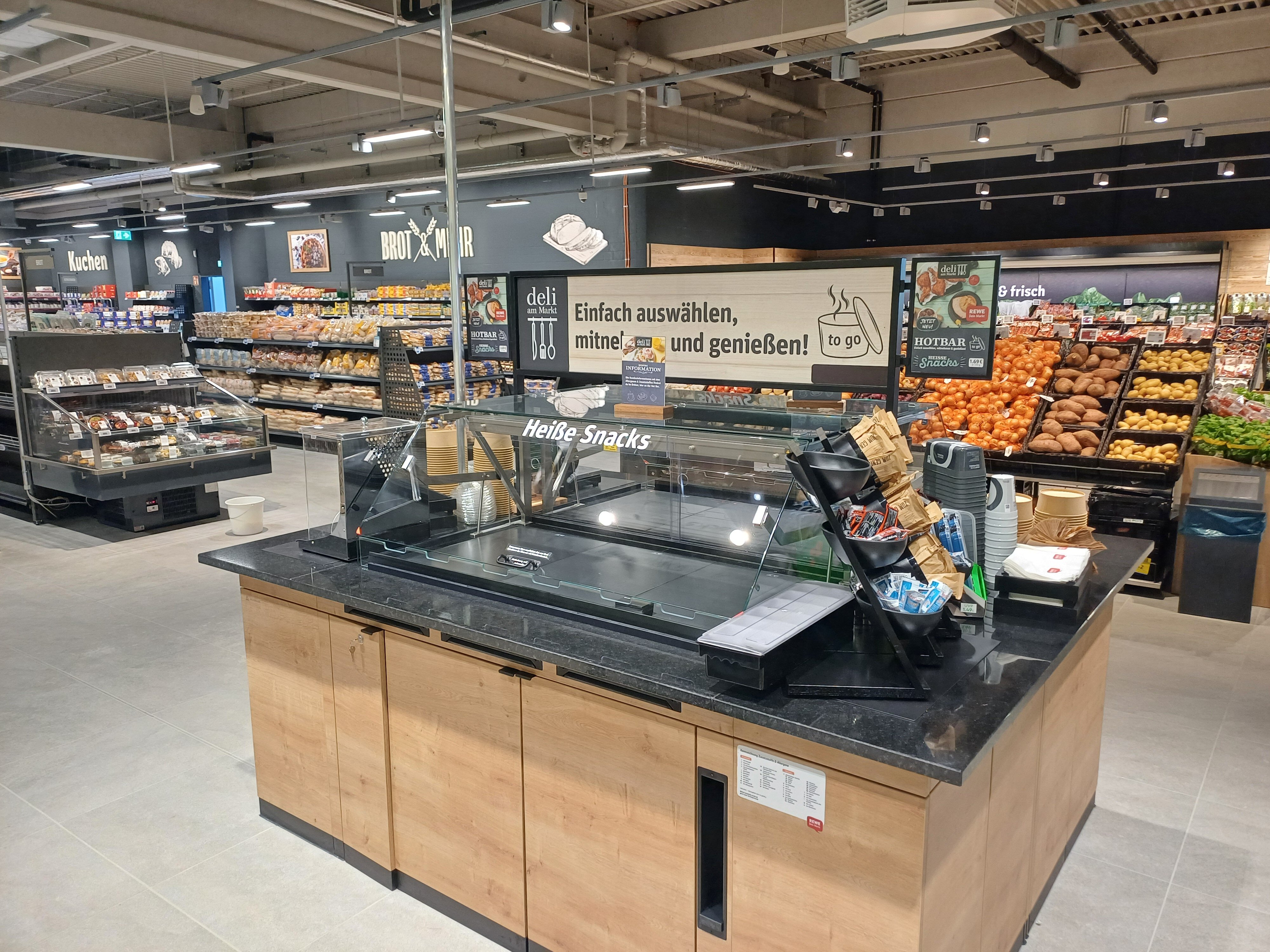 Innenansicht von REWE Center Braunschweig Hot Bar